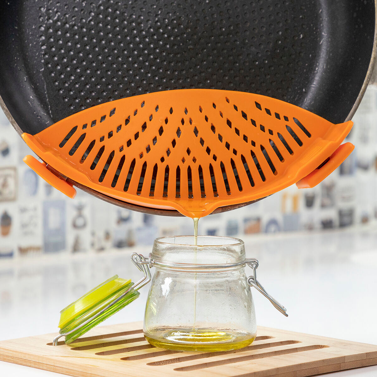 InnovaGoods Silikon-Nudelsieb Pastrainer